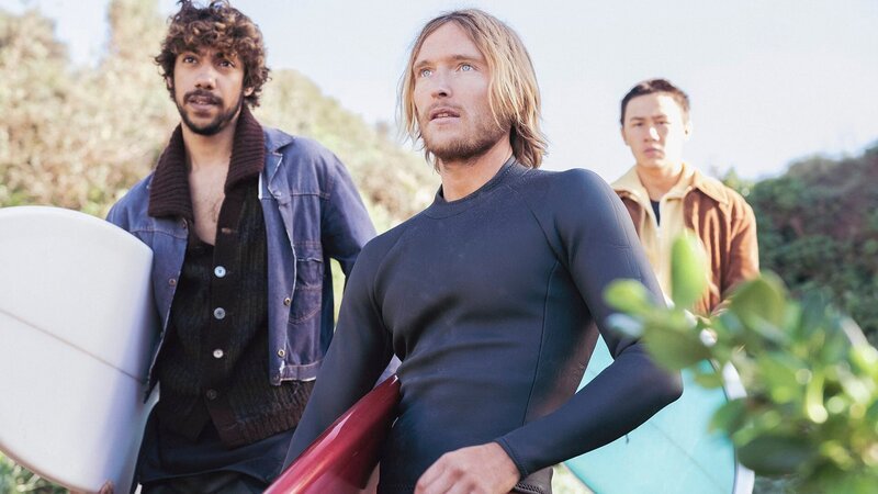 Reg Thompson (Hunter Page-Lochard), Sean Keenan (Bill ‚Trotter‘ Dwyer) und Peter ‚Dimma‘ Chan (Sebastian Tang) – Bild: Lisa Tomasetti