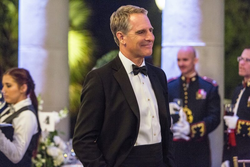 Eine Benefiz-Gala endet für Pride (Scott Bakula) und sein Team, mit einem schrecklichen Bombenanschlag … – Bild: Kabel Eins