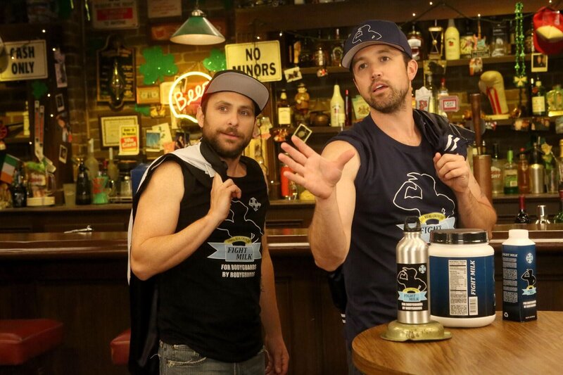 Charlie Kelly (Charlie Day, l.); Mac (Rob McElhenney, r.) – Bild: Bluebush Productions, LLC