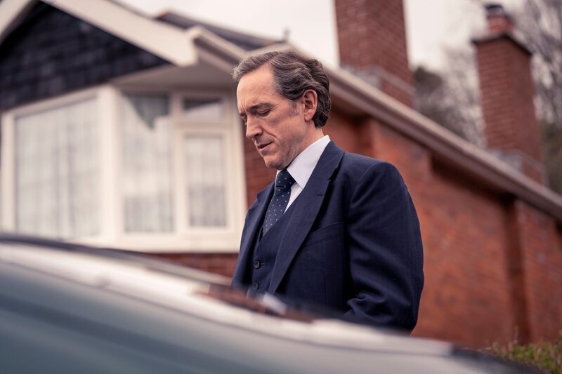 DCI Adam Dalgliesh (Bertie Carvel) – Bild: Christopher Barr /​ ALL3Media