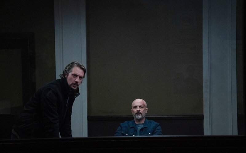 (L-R): Joffrey Platel als Dupuis und Raphael Roger Levy als Guillaume. – Bild: Nelly Kiss /​ Paramount