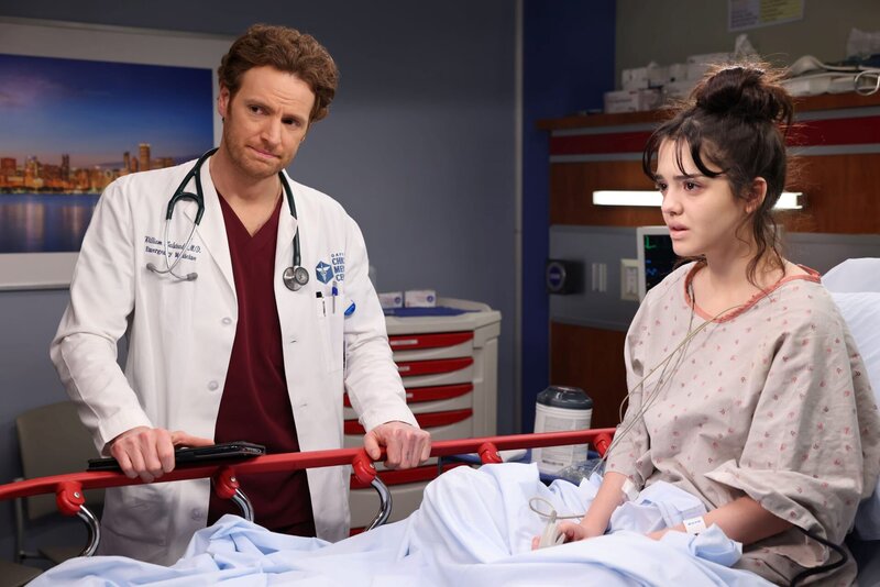 (l-r) Nick Gehlfuss als Will Halstead, Galilea La Silva als Maria – Bild: Universal Television LLC