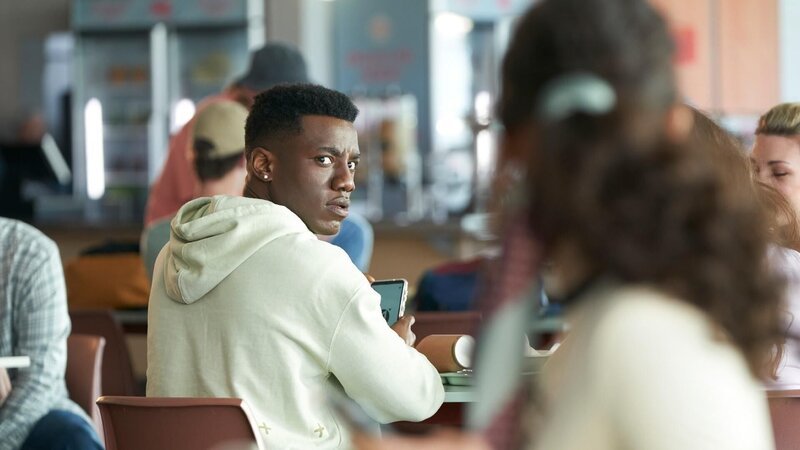 Cooper Clay (Chibuikem Uche) – Bild: RTL /​ © 2021 Universal Content Productions LLC