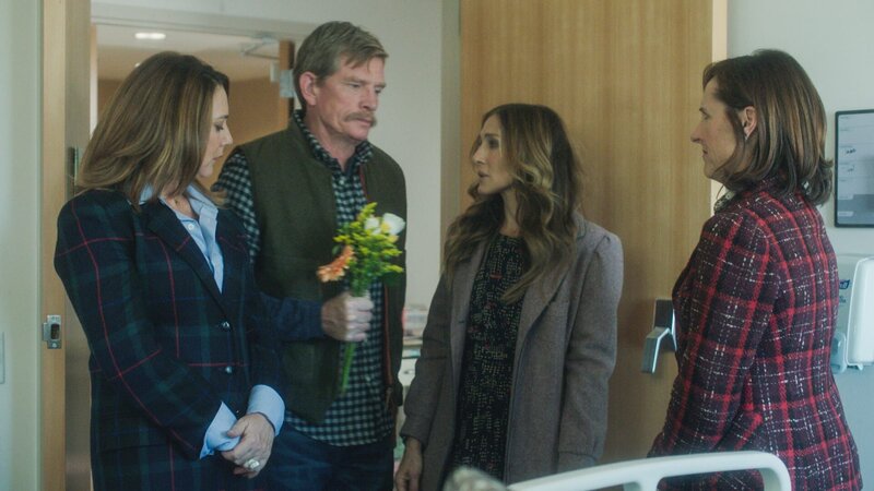 Frances (Sarah Jessica Parker), Robert (Thomas Haden Church), Dallas (Talia Balsam), Diane (Molly Shannon). – Bild: Sky Atlantic
