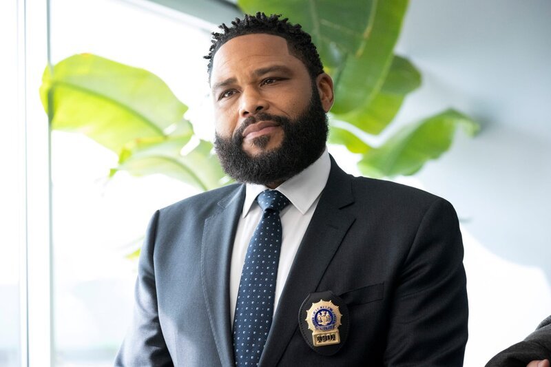 Pictured: Anthony Anderson as Detective Kevin Bernard – Bild: 13th Street