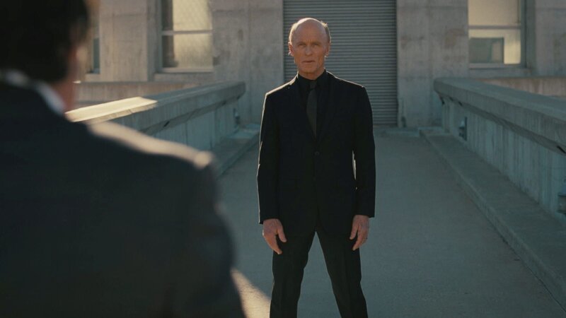 Man in Black (Ed Harris) – Bild: John Johnson/​HBO /​ Warner /​ Die Verwendung ist nur bei redaktioneller Berichterstattung im Rahmen einer Programmankündigung ab 2 Monate vor der ersten Auss /​ © 2021 Home Box Office, Inc. All rights reserved. HBO® and all related  …