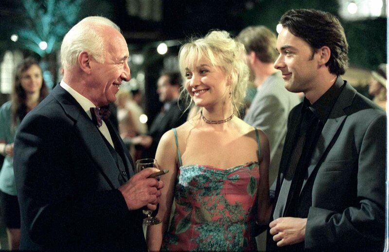 Kurt Sobotka (Prof. Mittermeyer), Alexander Lutz (Alexander Moser), Eva Herzig (Christine Grasser). – Bild: ORF (FS1/FS2) / ORF2 Kurt Sobotka (Prof. Mittermeyer), Alexander Lutz (Alexander Moser), Eva Herzig (Christine Grasser). – Bild: ORF (FS1/FS2) / ORF2