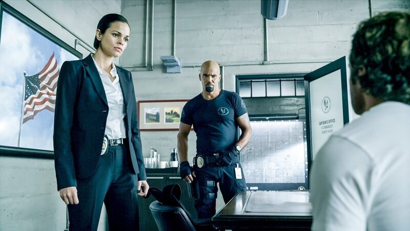 Lina Esco (Christina Alonso), Shemar Moore (Daniel ‚Hondo‘ Harrelson). – Bild: ORF/​Sony Pictures/​CBS