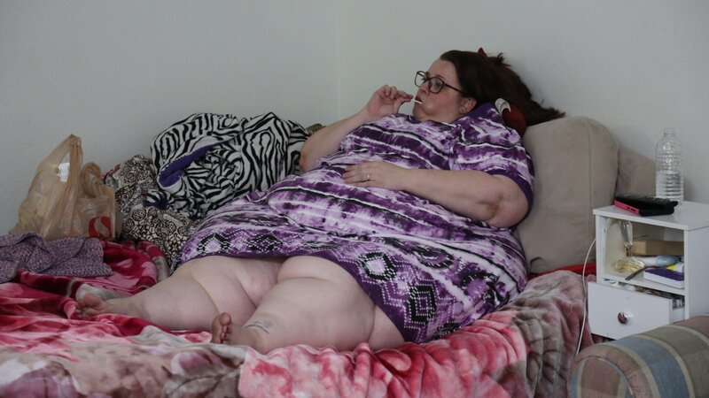 Jennifer spends time with her daughter Marissa in the living room. – Bild: TLC /​ Photobank 35766_ep611_002.JPG /​ Discovery Communications