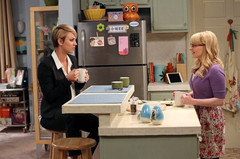 Frauengespräche: Penny und Bernadette. – Bild: Warner Brothers