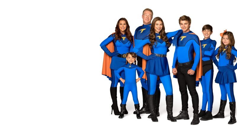 v.li.: Barbara „Barb“ Thunderman (Rosa Blasi), Chloe Thunderman (Maya Le Clark), Hank Thunderman (Chris Tallman), Phoebe Thunderman (Kira Kosarin), Max Thunderman (Jack Griffo), Billy Thunderman (Diego Velazquez), Nora Thunderman (Addison Riecke) – Bild: Paramount