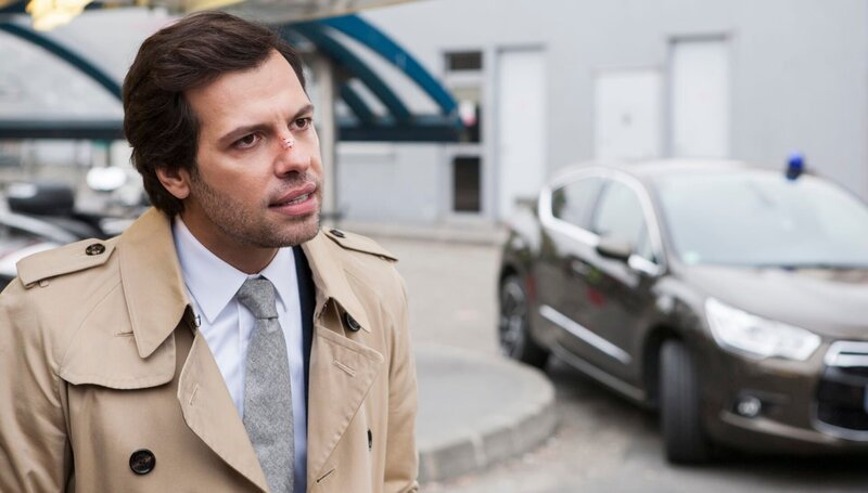 François (Laurant Lafitte) ist gar nicht glücklich über seinen neuen Kollegen. – Bild: Bruno DETANTE / MKNS François (Laurant Lafitte) ist gar nicht glücklich über seinen neuen Kollegen. – Bild: Bruno DETANTE / MKNS