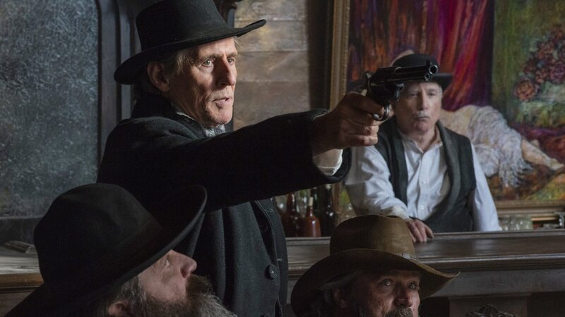 Sheriff Ambrose (Gabriel Byrne) – Bild: ZDF und BR/​Capelight Pictures/​EZRA D.Olsonezra