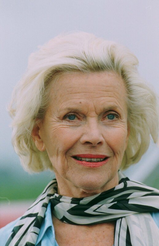 Isobel Hewitt (Honor Blackman). – Bild: ZDF und All3Media