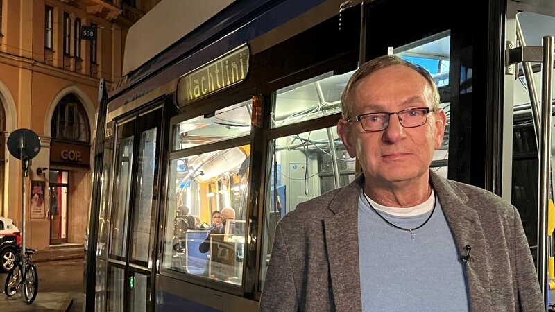 Bernd Siggelkow (Gründer, Kinder- und Jugendhilfswerk „Die Arche e.V.“, im Bild) zu Gast bei Andreas Bönte in der „nachtlinie“. – Bild: BR /​ Annette Kolb