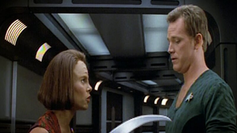 B’Elanna Torres (Roxann Dawson) und Tom Paris (Robert Duncan McNeill) – Bild: Tele 5