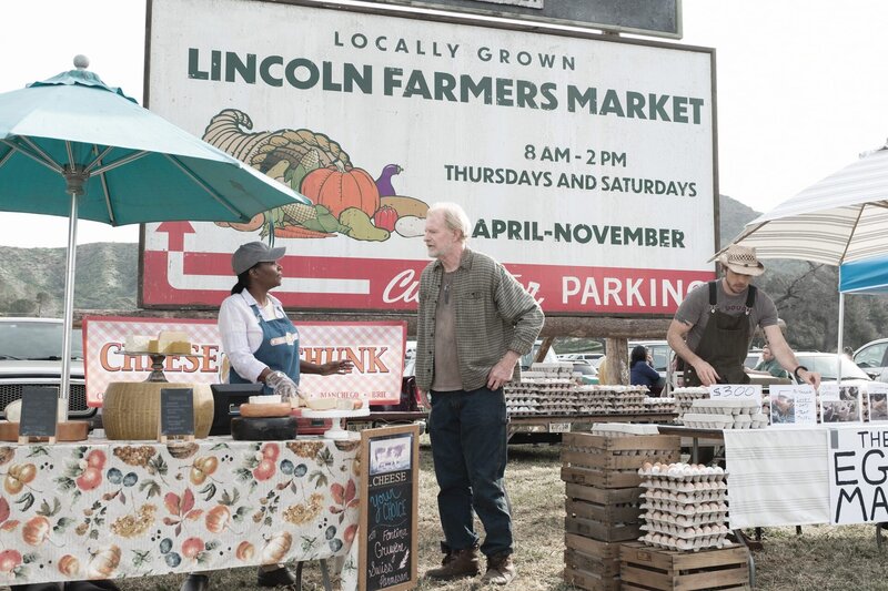 (v.l.n.r.) Frau am Käsestand (Marlynne Frierson Cooley); Rudy (Ed Begley Jr.); Mike (Dax Shepard) – Bild: American Broadcasting Companies