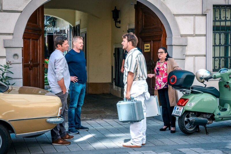 v.li.: Klaus Lechner, Max Herzog, Julius Rubatsch, Franziska Beck – Bild: Satel Film /​ ORF /​ Hubert Mican