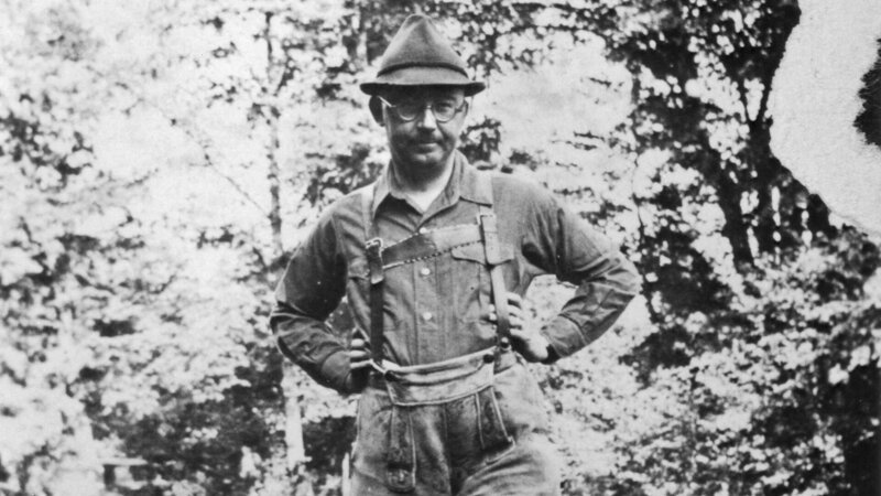 Heinrich Himmler fand nach Abbruch seines Landwirtschaftsstudiums Gleichgesinnte in der NSDAP und trat kurz darauf der SA bei. – Bild: N24 Doku