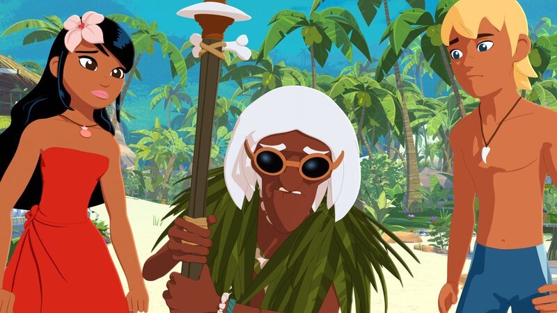 Ramana (M.) erzählt Timeti (l.) und Yann (r.) die Legende von der versunkenen Stadt vor der Insel Maotou. – Bild: ZDF/​Media Valley/​Marzipan Films