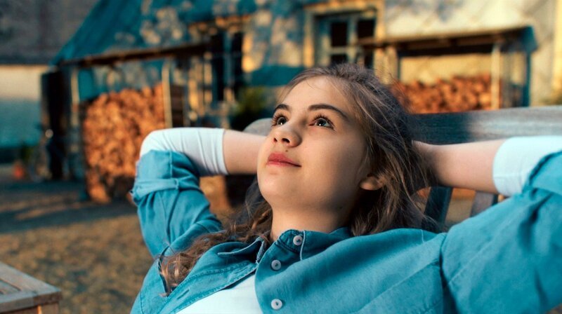 Meeri träumt von der Liebe – Bild: MDR/NDR/zischlermann filmproduktion/AMOUR FOU Luxembourg/Farbfilm Verleih Meeri träumt von der Liebe – Bild: MDR/NDR/zischlermann filmproduktion/AMOUR FOU Luxembourg/Farbfilm Verleih