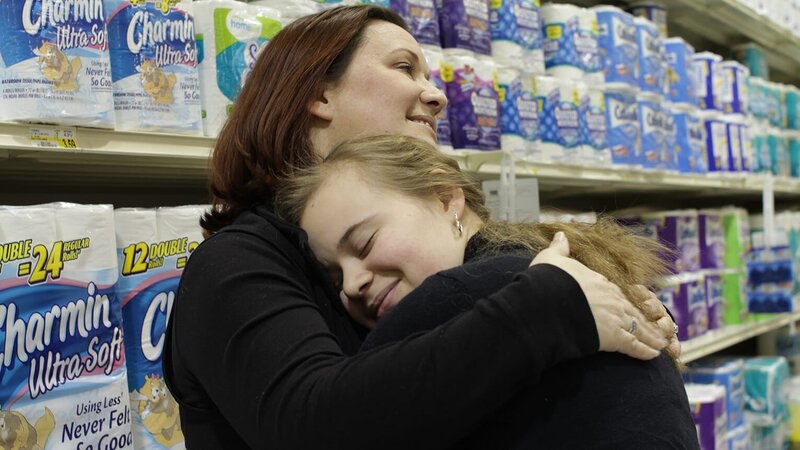 April and her daughter. – Bild: Discovery Communications