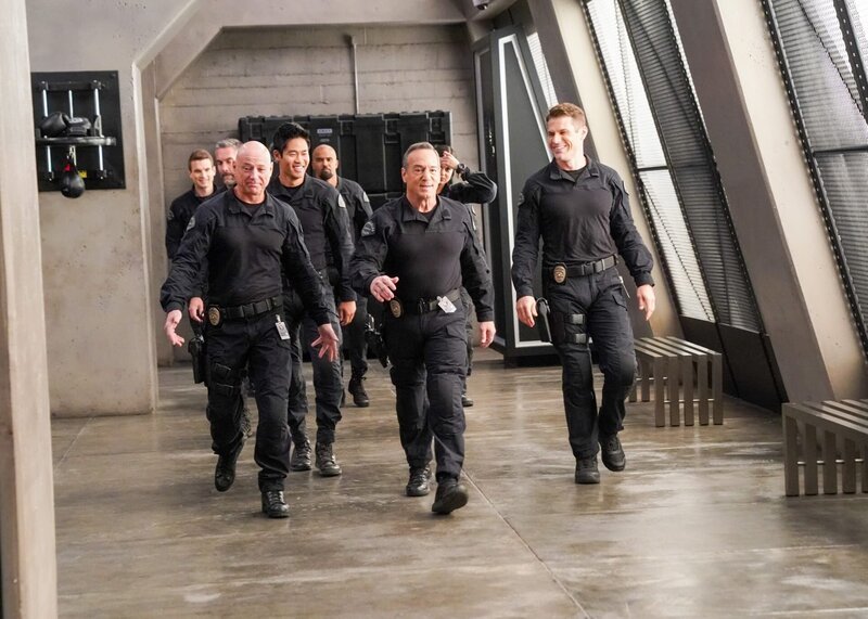 (v.li.): David Lim (Victor Tan), Peter Onorati (Sergeant Jeffrey ‚Jack‘ Mumford), Lou Ferrigno Jr. (Sergeant Donovan Rocker), Lina Esco (Christina Alonso). – Bild: ORF/​Sony Pictures/​CBS/​Sonja Flemming