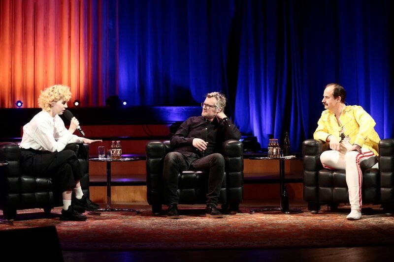 Mira Lu Kovacs, Patrick Pulsinger, Austrofred. – Bild: ORF/​RKH/​Rania Moslam