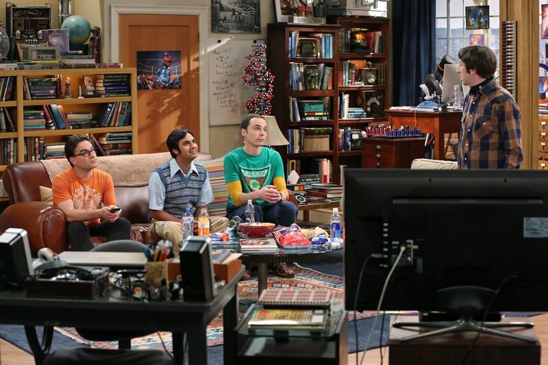 Ganz besondere Freunde: Leonard (Johnny Galecki, l.), Sheldon (Jim Parsons, 2.v.r.), Howard (Simon Helberg, r.) und Raj (Kunal Nayyar, 2.v.l.) … – Bild: © Warner Brothers