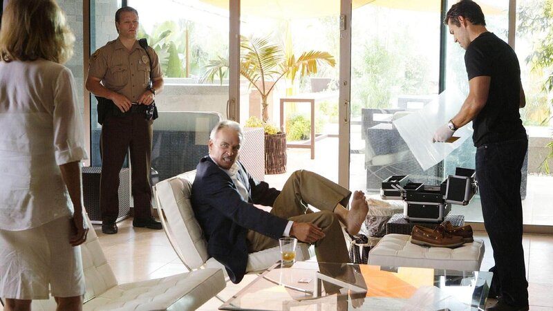 Jesse Cardoza (Eddie Cibrian, re.) und Amanda Collins (Cheryl Ladd, li.) – Bild: SUPER RTL