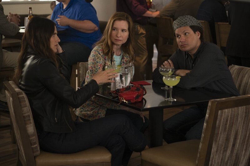 (v.l.n.r.) Rio (Lake Bell); Kay Bowman (Lennon Parham); Cheff (Michael Ian Black) – Bild: BLESS THIS MESS /​ TCFFC and Disney Enterprises, Inc. /​ ABC, Inc.