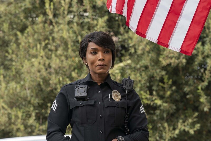Athena Grant (Angela Bassett) – Bild: Fox Media LLC /​ Jack Zeman