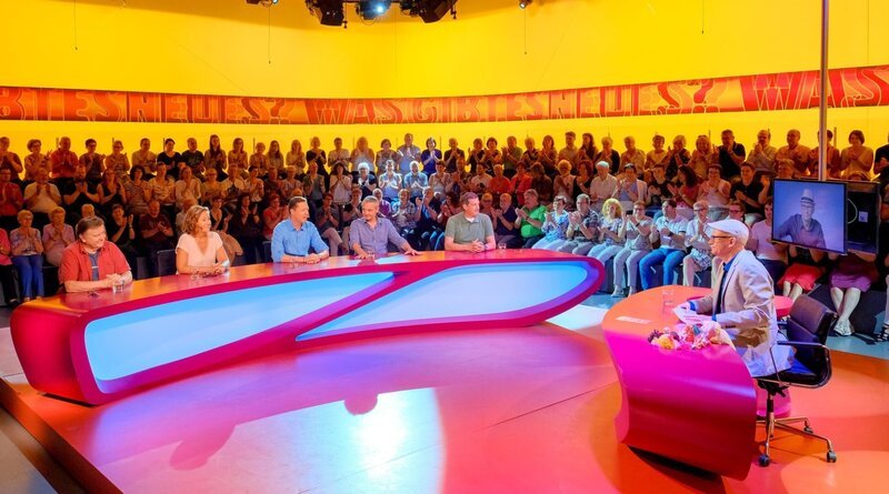 Lukas Resetarits, Monica Weinzettl, Alex Kristan, Thomas Maurer, Viktor Gernot, Oliver Baier. – Bild: ORF/​Günther Pichlkostner