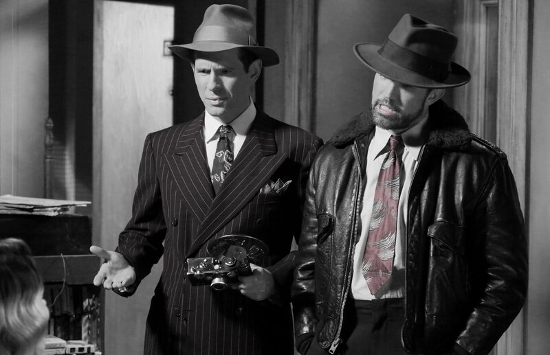 Dennis Reynolds (Glenn Howerton,l.); Mac (Rob McElhenney, r.) – Bild: FX Productions, LLC