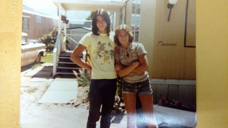 Carol Andersen (r.) – Bild: Peninsula Television