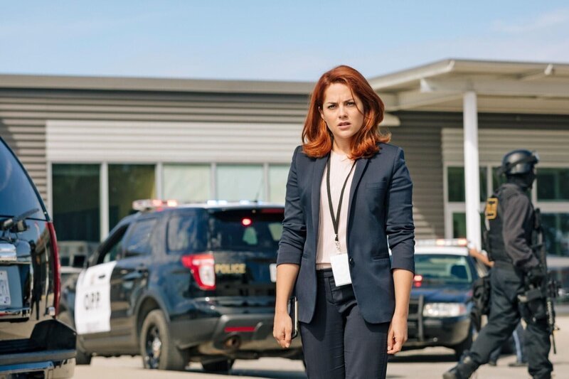 Maxine (Sarah Greene) – Bild: RTL /​ Ransom Television Productions Inc., Wildcats Productions and TF1