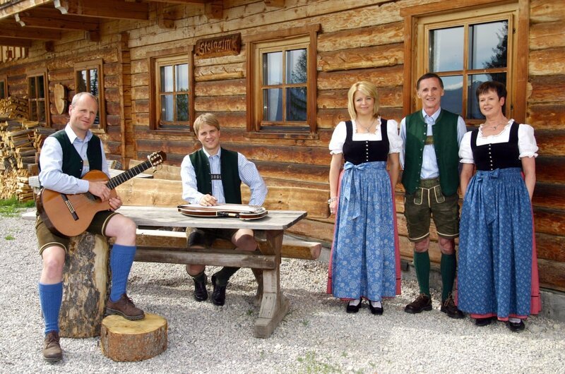 Burgstoaner Dreigesang. – Bild: ORF/​Anton Wieser