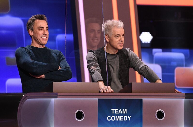 Die Kandidaten des Teams „Comedy“: Alexander Schubert (l.), Schauspieler und Michael Mittermeier (r.), Comedian. – Bild: ARD/​Uwe Ernst