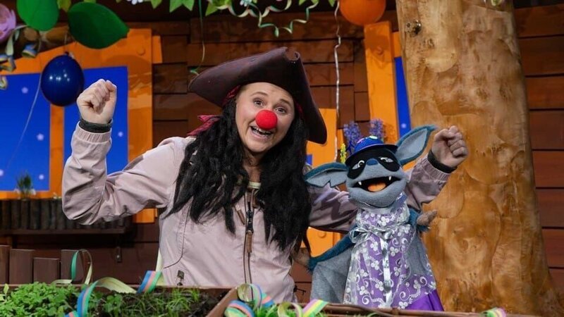 Fidi feiert Karneval 1 – Bild: KiKA