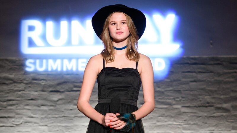 Erst Paris, jetzt  New York: Style Tiger und Vloggerin Coco muss sich in Big Apple behaupten. – Bild: NDR/​Dutch Film Works