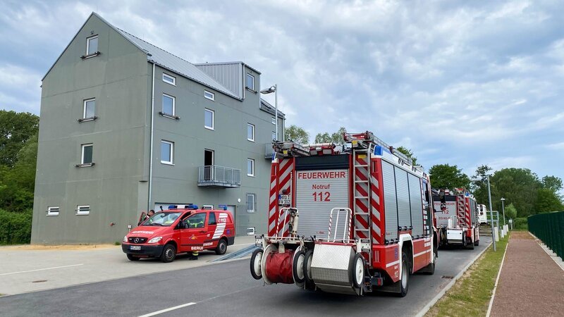 Feuerwehrautos. – Bild: Warner Bros. Discovery, Inc.