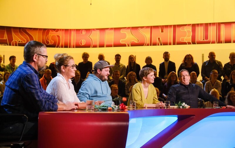 Gerold Rudle, Monica Weinzettl, David Scheid, Sonja Pikart, Viktor Gernot. – Bild: ORF/​Günther Pichlkostner