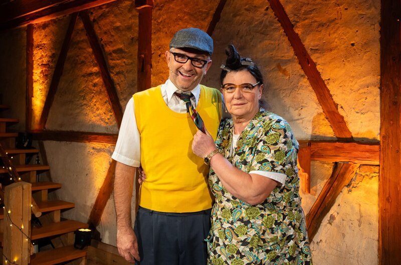 v.l.n.r: Marcus Neuweiler und Birgit Pfeiffer (Die Gscheidles) – Bild: SWR/​Sabine Stumpp