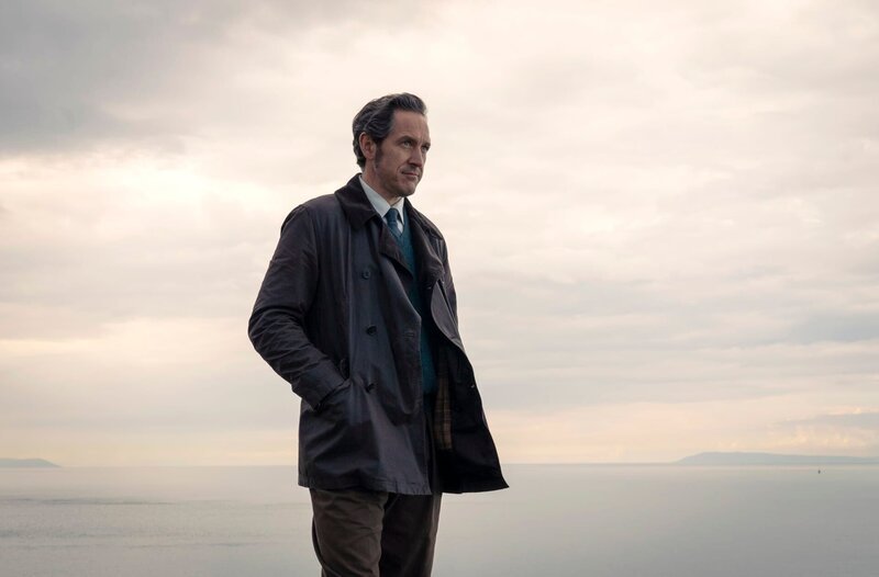 Picture shows: Adam Dalgliesh (BERTIE CARVEL) – Bild: WDR/​New Pictures & A3MI