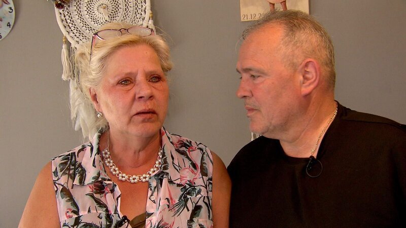 Loredana hätte Silvia und Harald gerne bei sich in Deutschland, wenn sie im August ihre Ausbildung anfängt. Das würde jedoch bedeuten, dass die Eltern ihre Auswanderung abbrechen müssten. – Bild: RTLZWEI