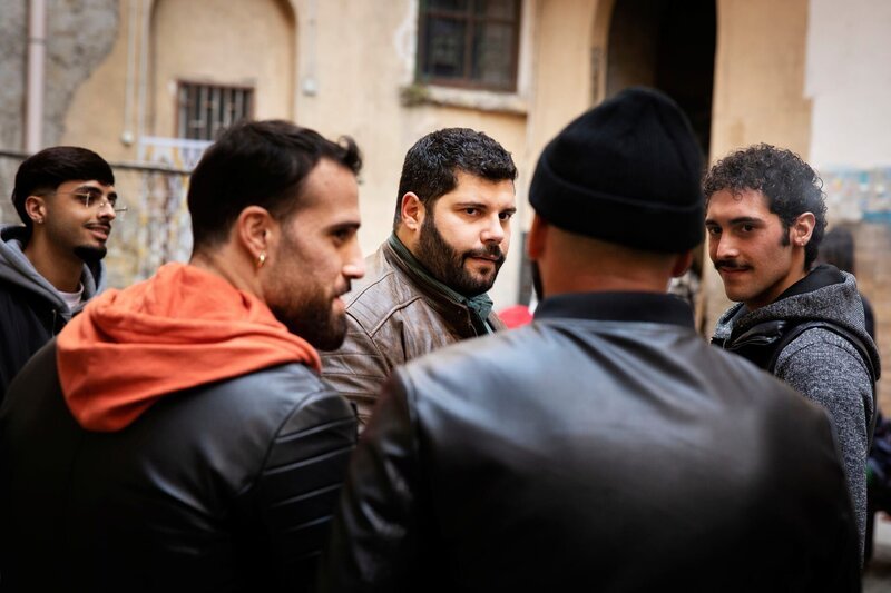 Salvatore Esposito als Vincenzo Palmieri – Bild: Sky Studios / Sky Deutschland AG und Sky Deutschland GmbH & Co. KG Salvatore Esposito als Vincenzo Palmieri – Bild: Sky Studios / Sky Deutschland AG und Sky Deutschland GmbH & Co. KG