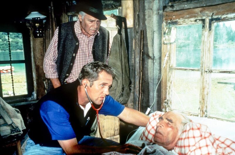 (v.li.): Walther Reyer (Dr. Pankraz Obermayr), Harald Krassnitzer (Dr. Justus Hallstein), Richard Beek (Melzig). – Bild: ORF/​Beta Film