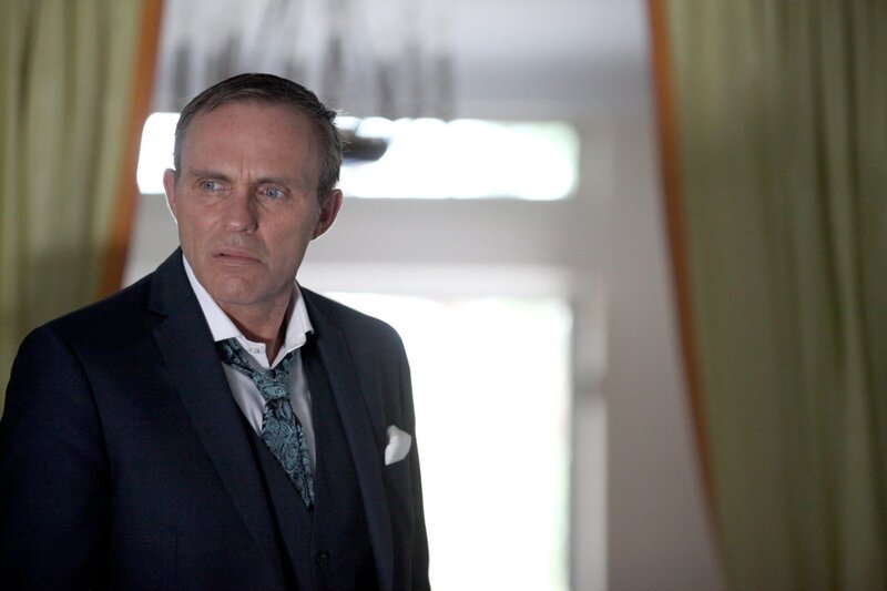 Dirk Martens (Ferry Griem). – Bild: ORF