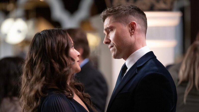 Lucy (Melissa O’Neil) und Tim (Eric Winter) tanzen miteinander auf der Hochzeitsfeier, nachdem sie ihre Differenzen überwunden und sich endlich ausgesprochen haben – Bild: ZDF und Raymond Liu