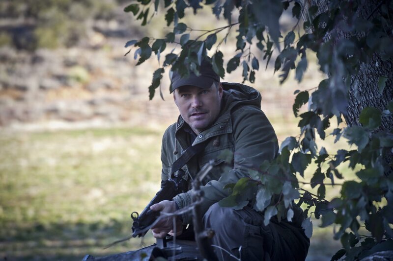 auf einer besonderen Mission in Afrika unterwegs: Callen (Chris O’Donnell) … – Bild: 2016 CBS Broadcasting, Inc. All Rights Reserved. /​ Ron Jaffe Lizenzbild frei